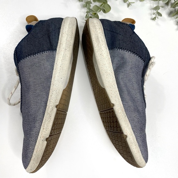 TOMS • Cabrillo Sneaker in Navy Denim - Picture 5 of 8